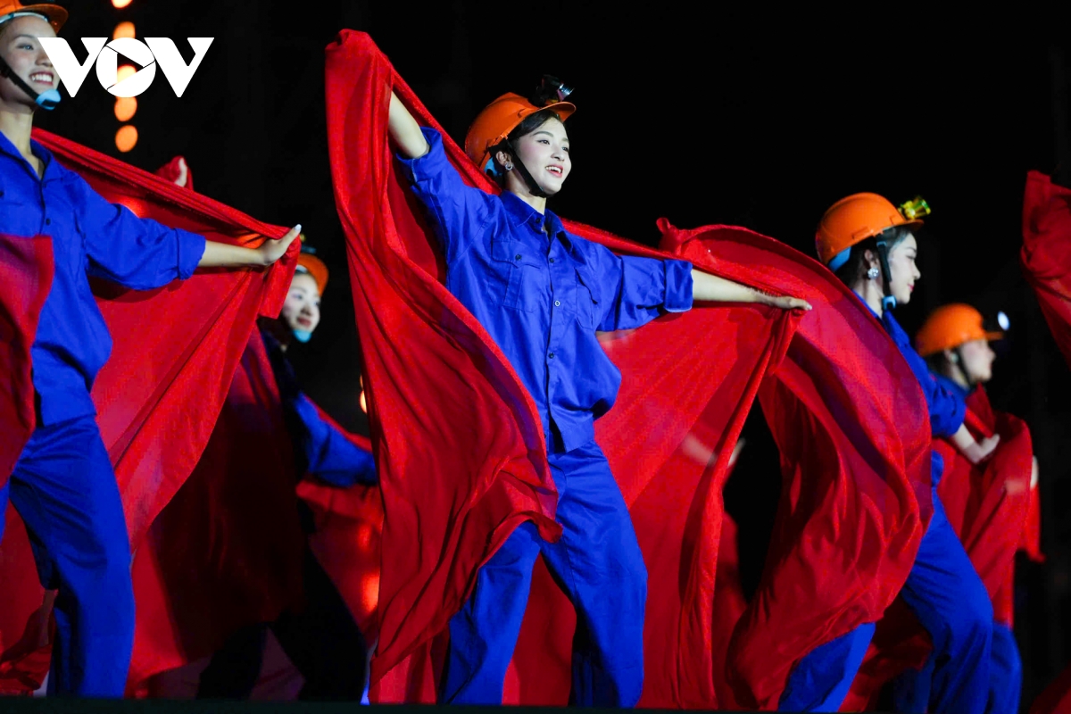 tong duyet chuong trinh nghe thuat thanh am ky nguyen moi hinh anh 7