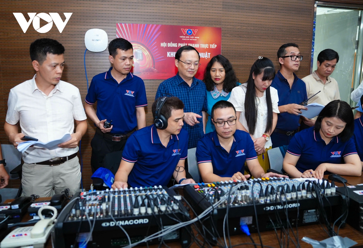 tong giam doc vov tham, cam on tinh quang ninh da ho tro lien hoan phat thanh hinh anh 3