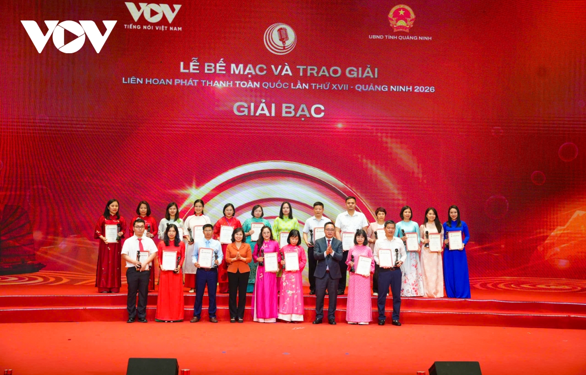 toan canh le trao giai va be mac lien hoan phat thanh toan quoc lan thu xvii hinh anh 5