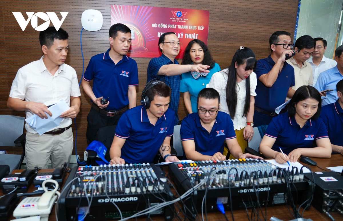 nhung nguoi no luc am tham cho lien hoan phat thanh toan quoc lan thu xvii hinh anh 2
