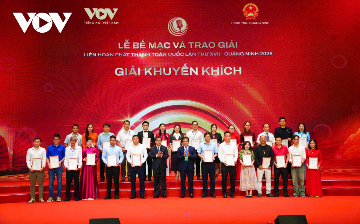 toan canh le trao giai va be mac lien hoan phat thanh toan quoc lan thu xvii hinh anh 8