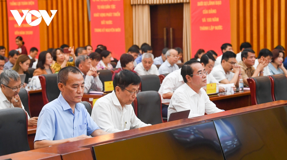 sua luat bao ve moi truong thich ung luat choi toan cau, giup tang truong xanh hinh anh 2