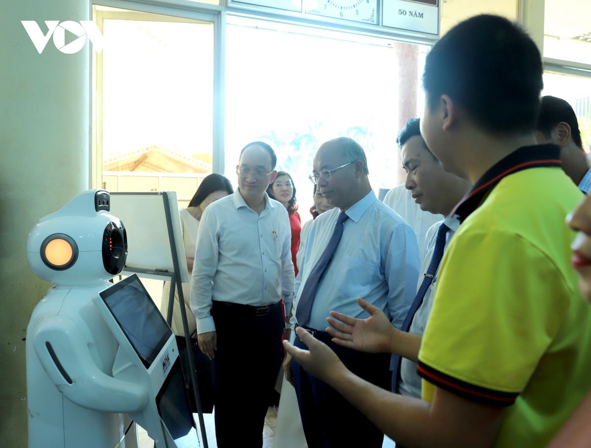 Dak lak chuyen doi so, ung dung cong nghe thong tin de phat trien van hoa doc hinh anh 2