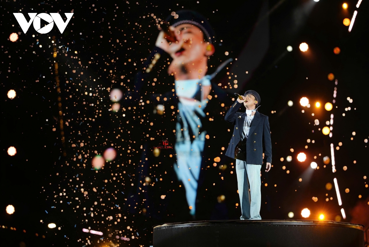 soobin vao vai captain don tim fan, ta loi fan nhi bang mon qua dac biet hinh anh 25