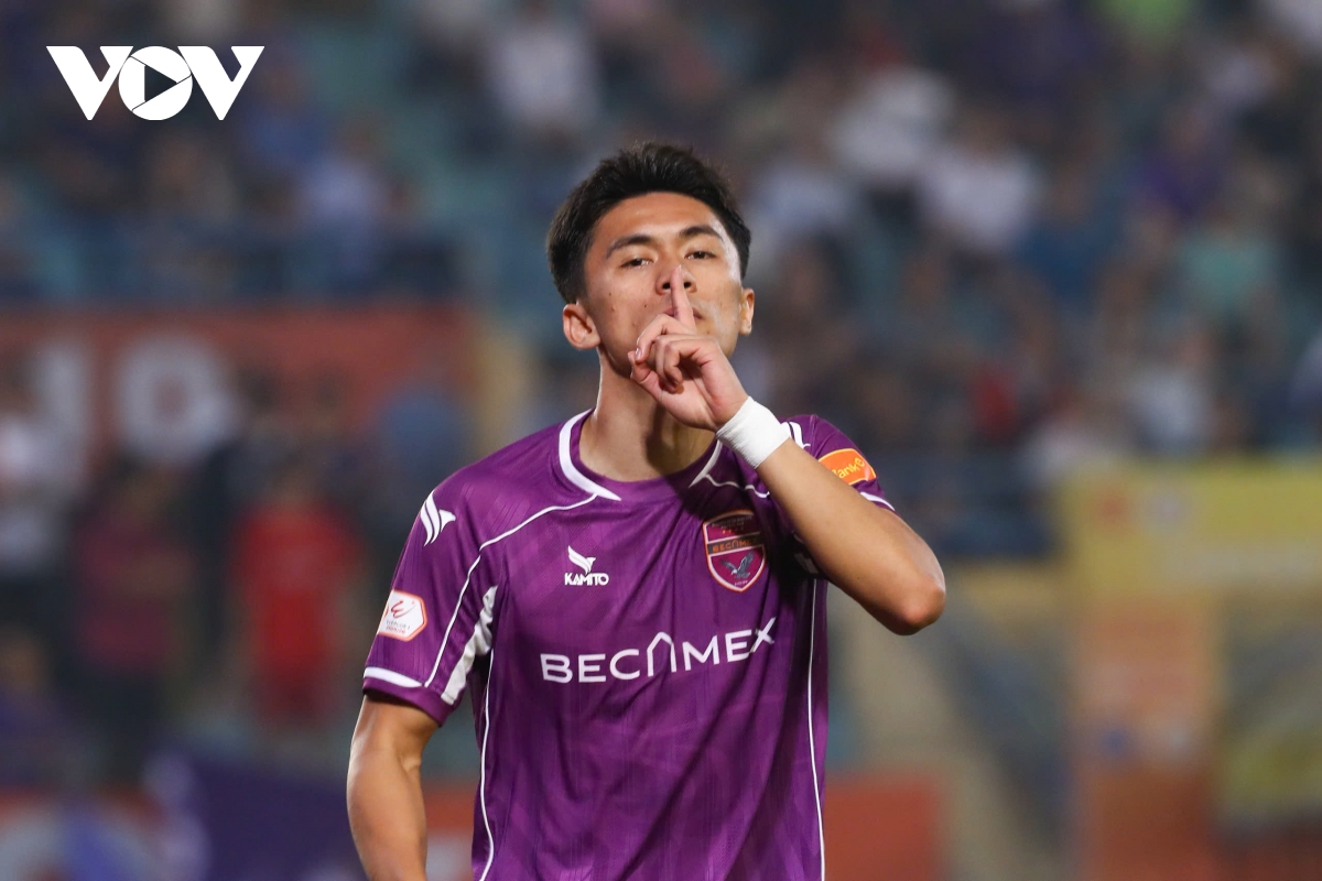 truc tiep ha noi fc 3-1 clb tp.hcm hoang hen va hai long ghi dau an hinh anh 5