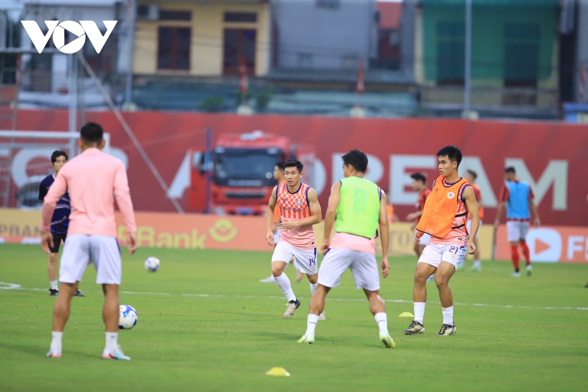 ket qua bong da hom nay 24 4 ha noi fc thang ninh binh, ap sat top ba v-league hinh anh 17