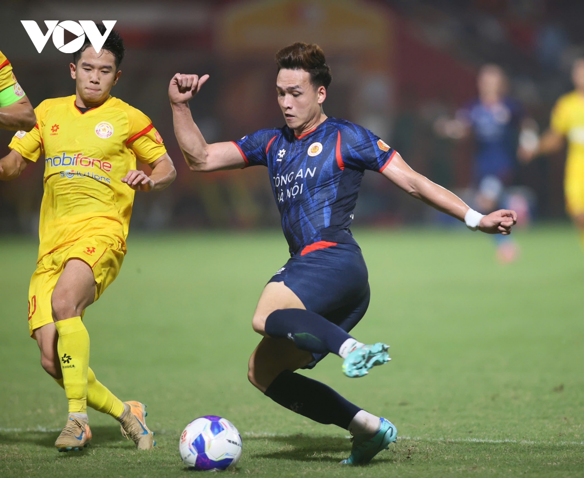 ket qua vong 18 v-league 25 26 cahn hoa that vong, ninh binh thang kich tinh hinh anh 12