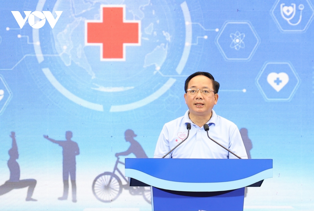 phat dong ngay suc khoe toan dan, lay phong benh lam trung tam hinh anh 1