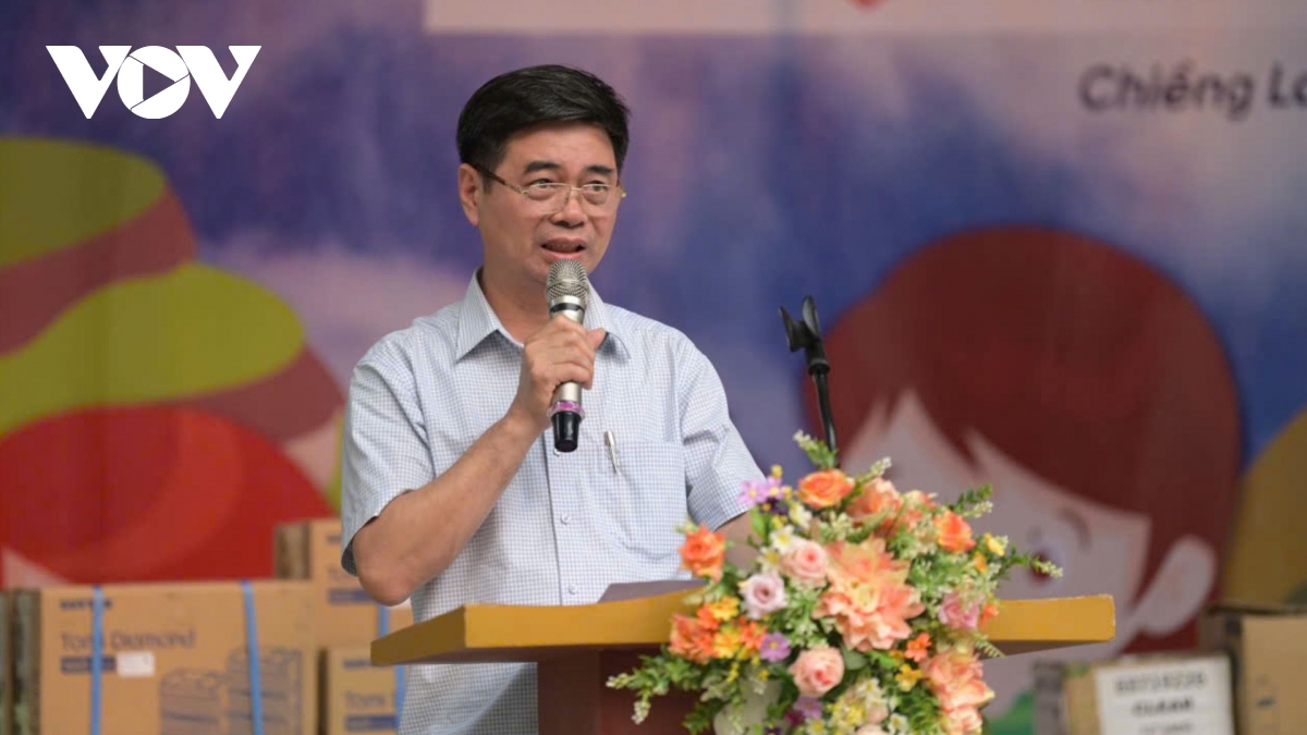 bao Dien tu tieng noi viet nam to chuc chuong trinh thien nguyen tai son la hinh anh 7