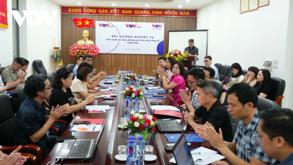 bao Dien tu tnvn trao doi nghiep vu voi vov tay bac hinh anh 1