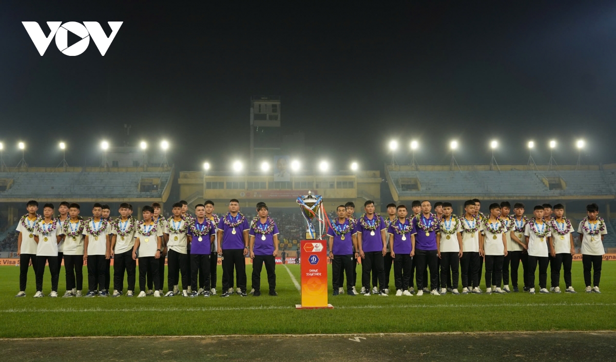 nhung nha vo dich u15 quoc gia 2026 nhan vinh du dac biet hinh anh 1