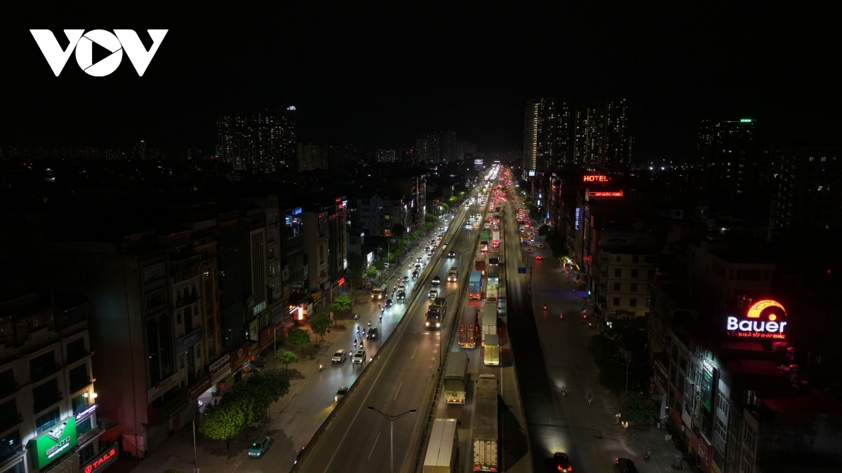 vanh dai 3 un tac gan 10km, hang nghin phuong tien chon chan nhieu gio hinh anh 1