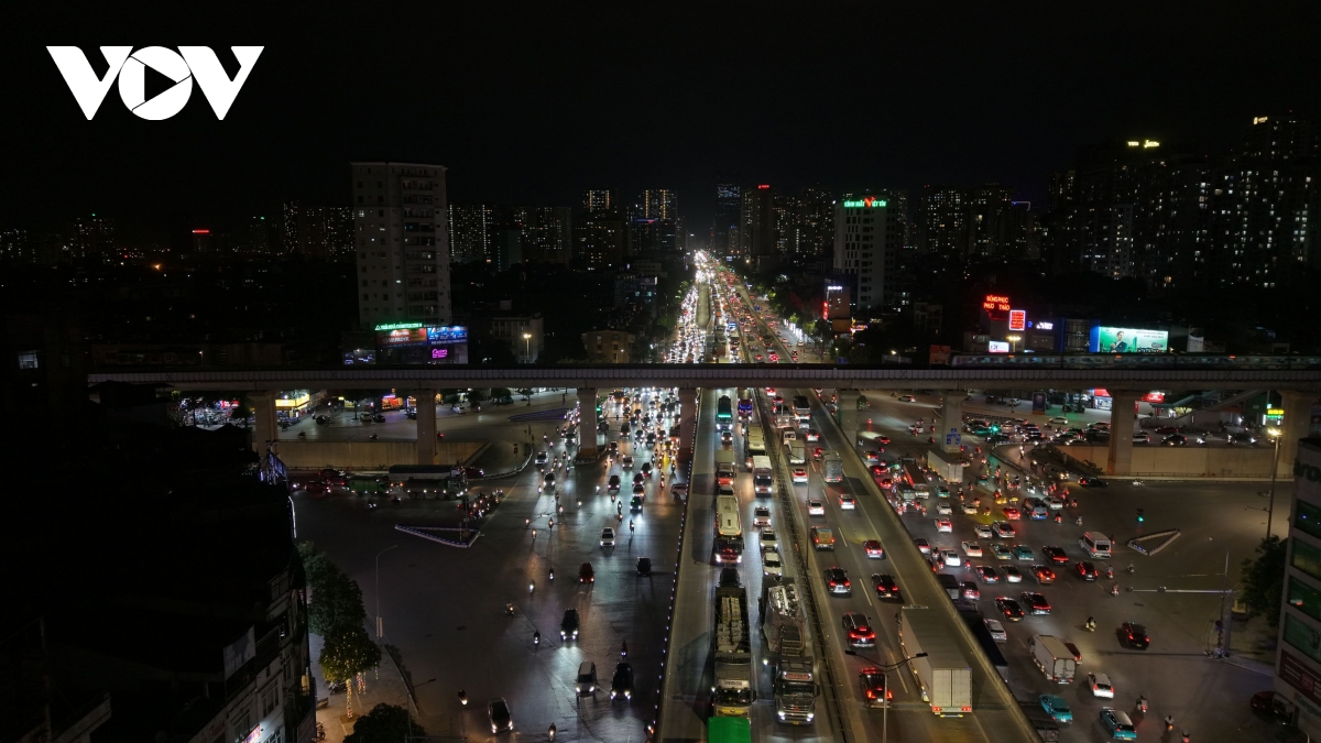 vanh dai 3 un tac gan 10km, hang nghin phuong tien chon chan nhieu gio hinh anh 2