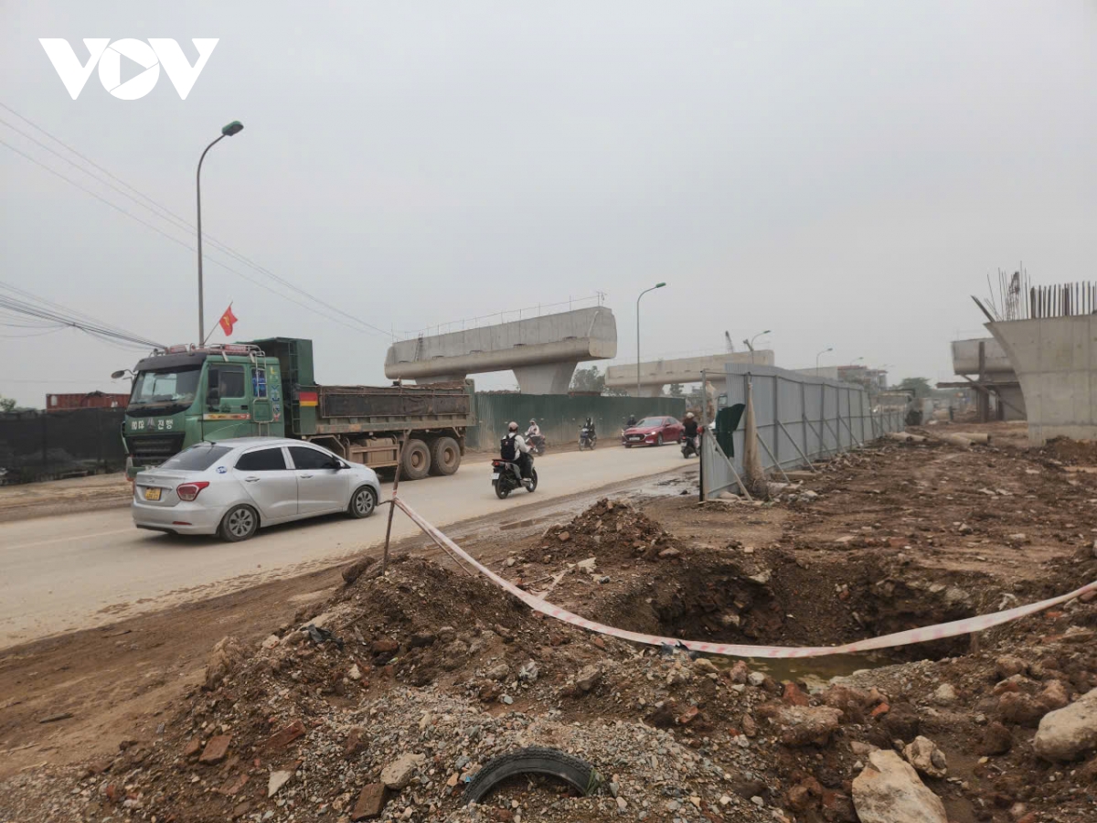 ton tai nhieu bat cap khi thi cong duong vanh dai 4 tai yen nghia, ha noi hinh anh 9