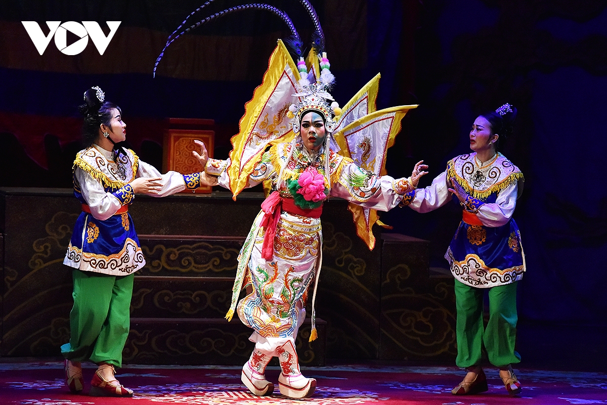 Doc dao ve mat na tao hinh nhan vat trong vo tuong nu tuong Dao tam xuan hinh anh 12