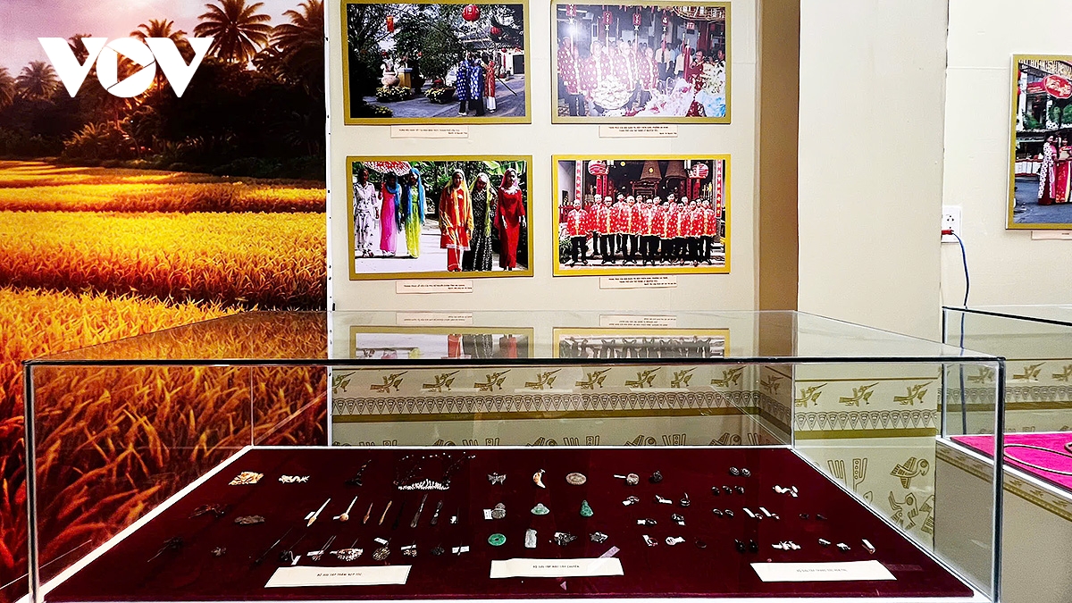 van hoa vung mien hoi tu tai Den hung can tho, huong ve ngay gio to hung vuong hinh anh 9