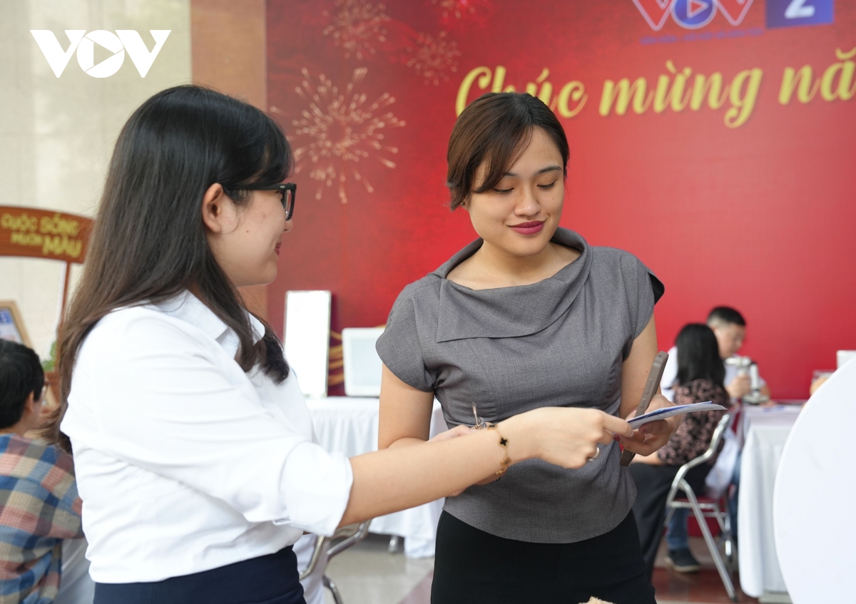 benh vien mat quoc te dnd kham mat va rang ham mat mien phi tai vov hinh anh 9