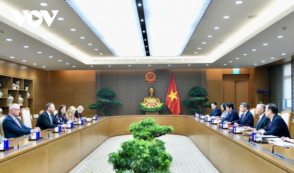 thu tuong chinh phu le minh hung tiep bo truong ngoai giao estonia hinh anh 1