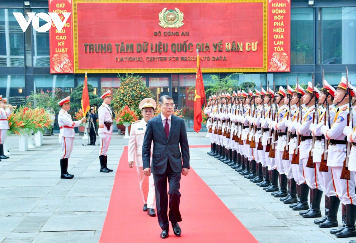 thu tuong bao dam an ninh, trat tu la cot loi, kien tao phat trien la trong tam hinh anh 1