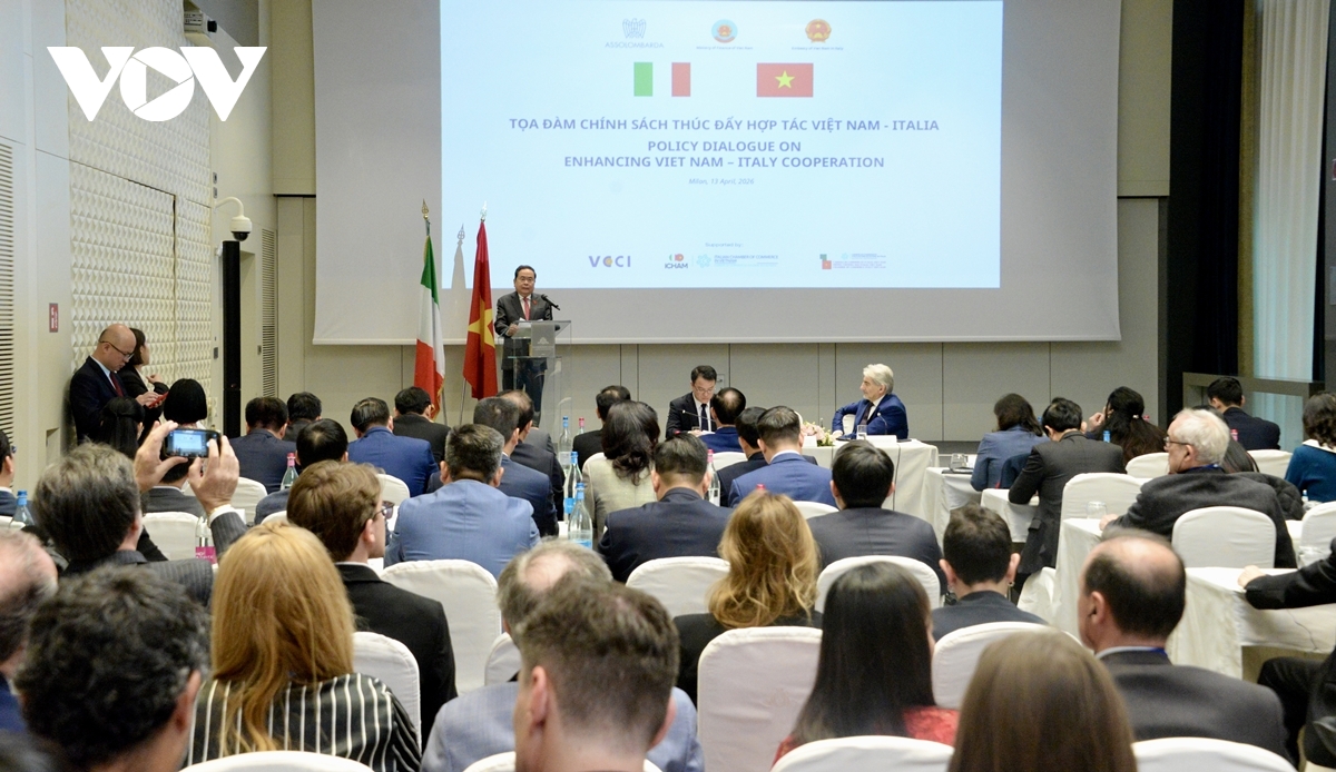 chu tich quoc hoi chuyen tinh than hop tac viet nam - italy thanh ket qua cu the hinh anh 3