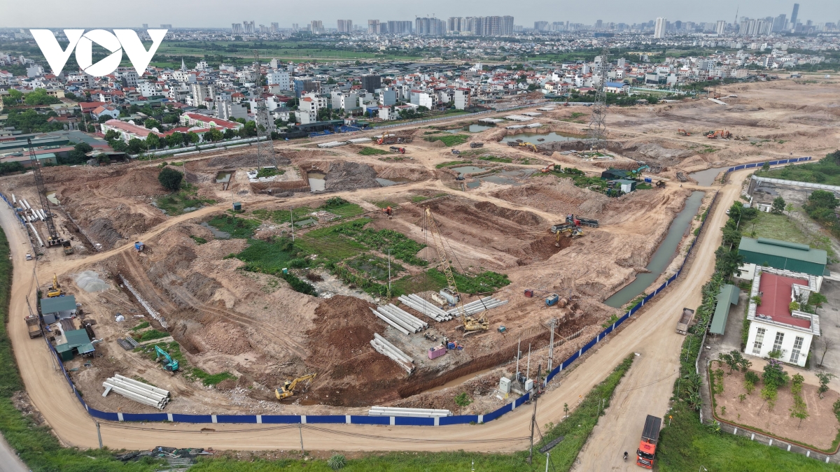 hang loat ho dieu hoa phia tay ha noi tang toc thi cong, chong ngap mua mua 2026 hinh anh 2