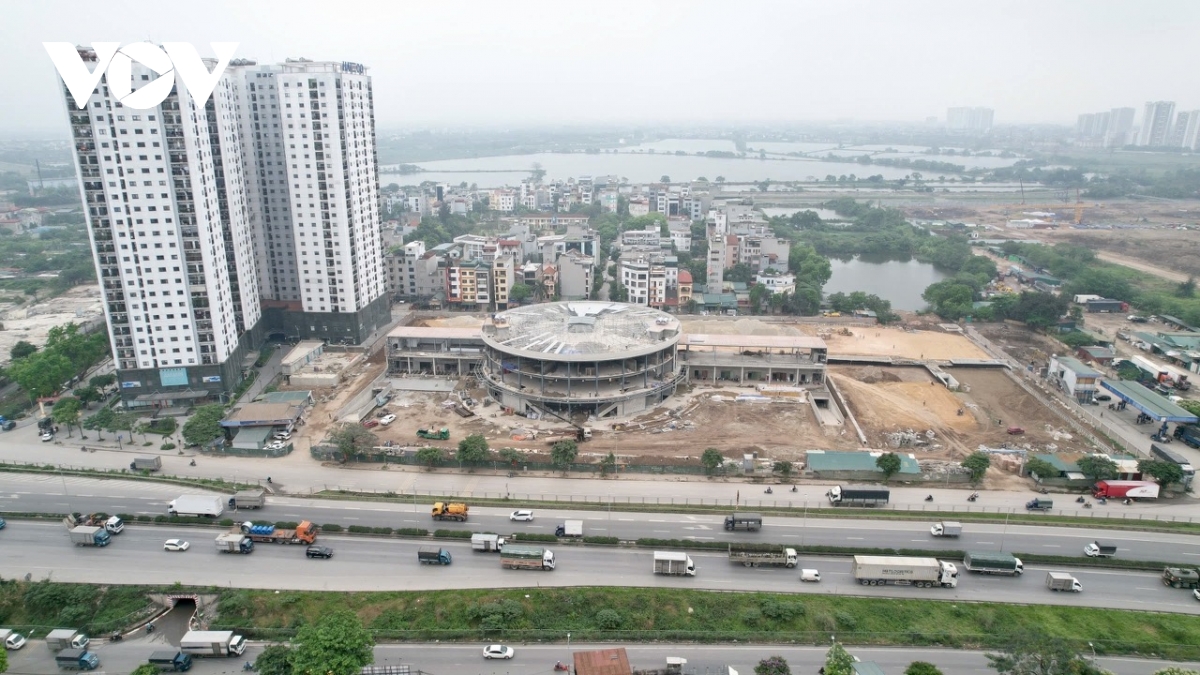 tang toc ve dich, ben xe yen so dinh hinh dau moi giao thong phia nam ha noi hinh anh 1