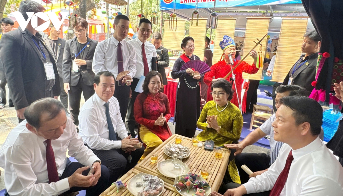 ron rang sac mau van hoa cac vung mien tai ngay hoi du lich tp.hcm 2026 hinh anh 2