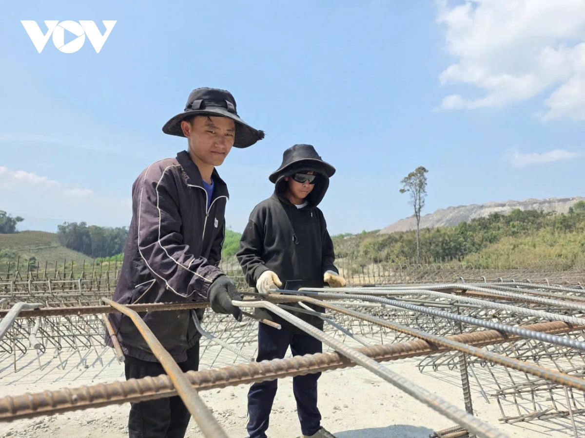 don luc thi cong du an cao toc khanh hoa buon ma thuot hinh anh 6