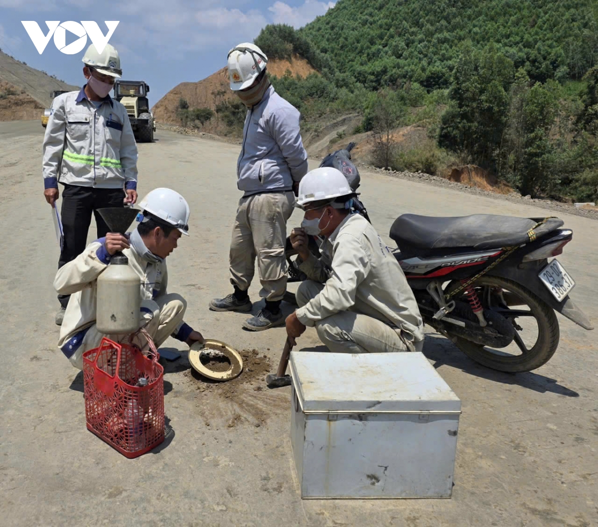 don luc thi cong du an cao toc khanh hoa buon ma thuot hinh anh 7