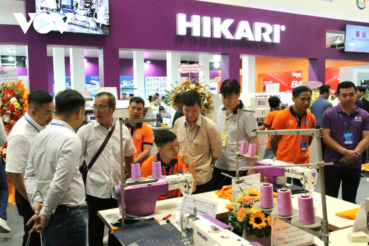 chuyen doi cong nghe giai phap cho doanh nghiep det may ben suc hinh anh 4