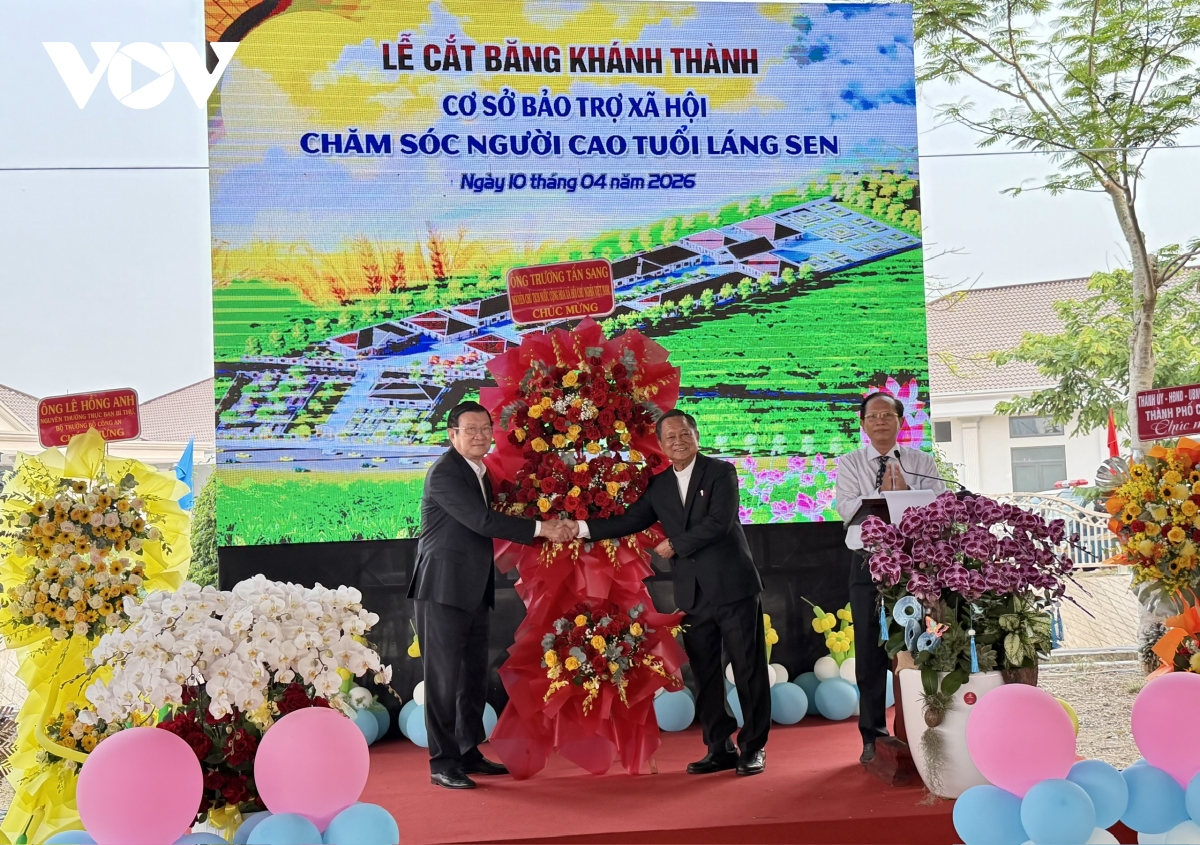 nguyen chu tich nuoc truong tan sang du le khanh thanh nha duong lao lang sen hinh anh 1