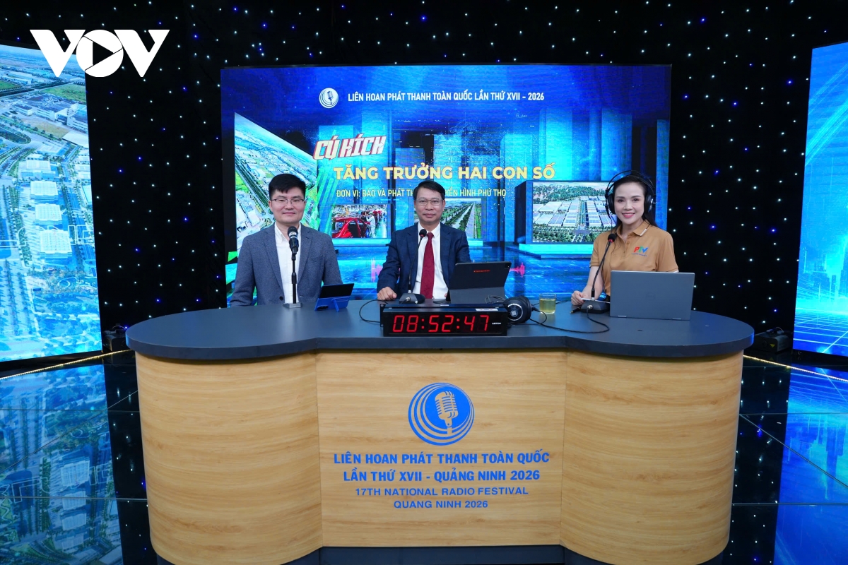 nguoi lam phat thanh tim loi di rieng trong ky nguyen so hinh anh 1