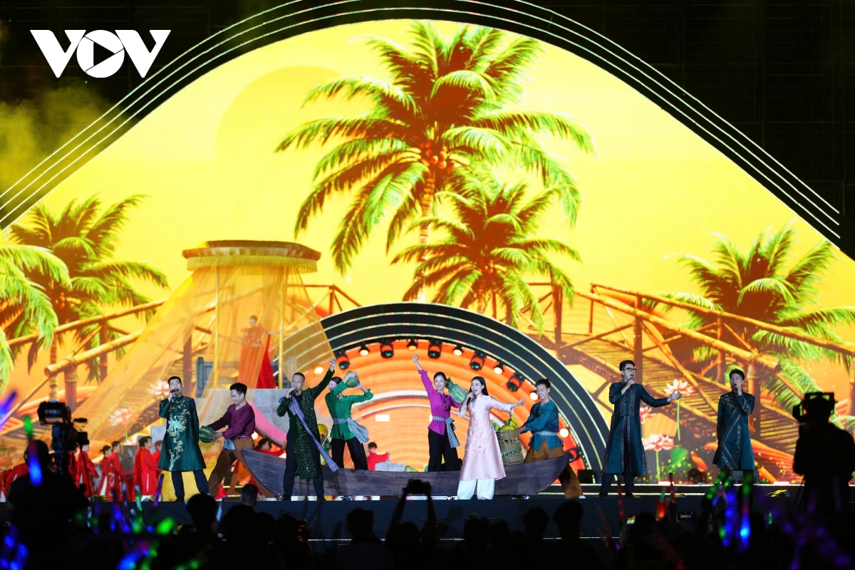 man nhan chuong trinh nghe thuat khai mac lien hoan phat thanh toan quoc lan thu xvii hinh anh 10