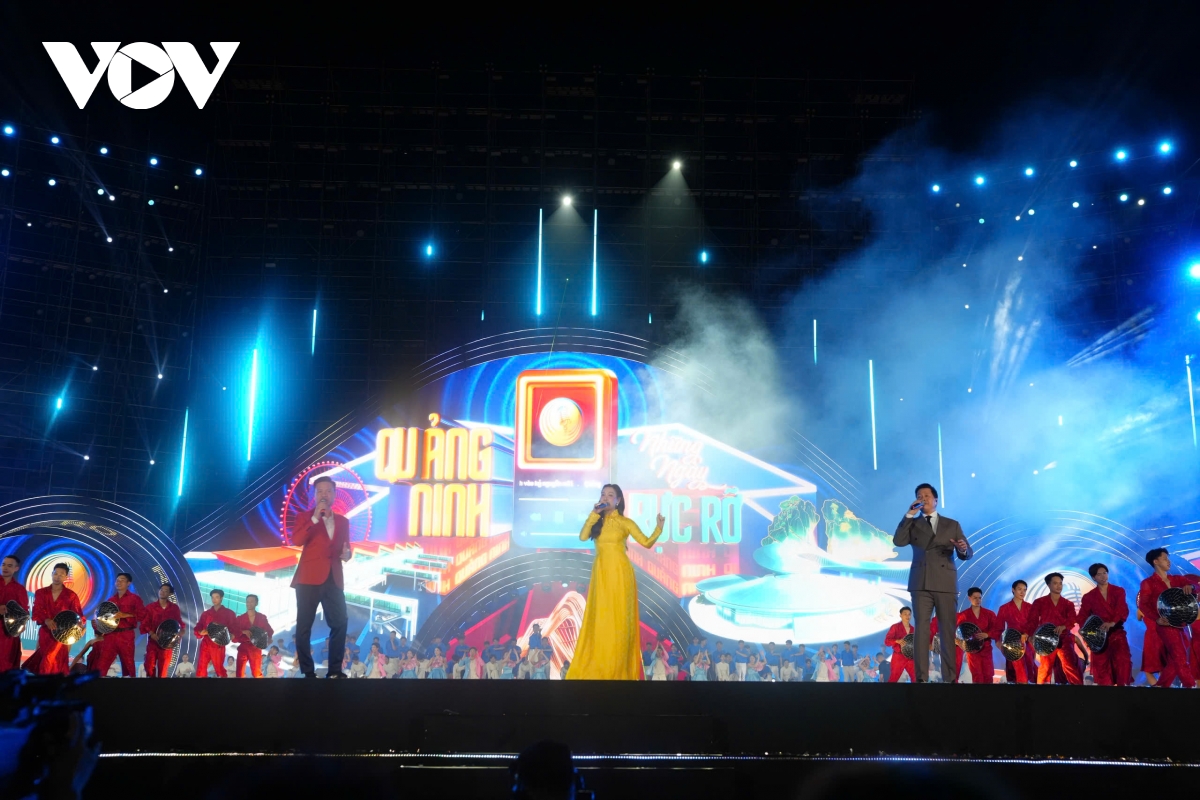 man nhan chuong trinh nghe thuat khai mac lien hoan phat thanh toan quoc lan thu xvii hinh anh 12