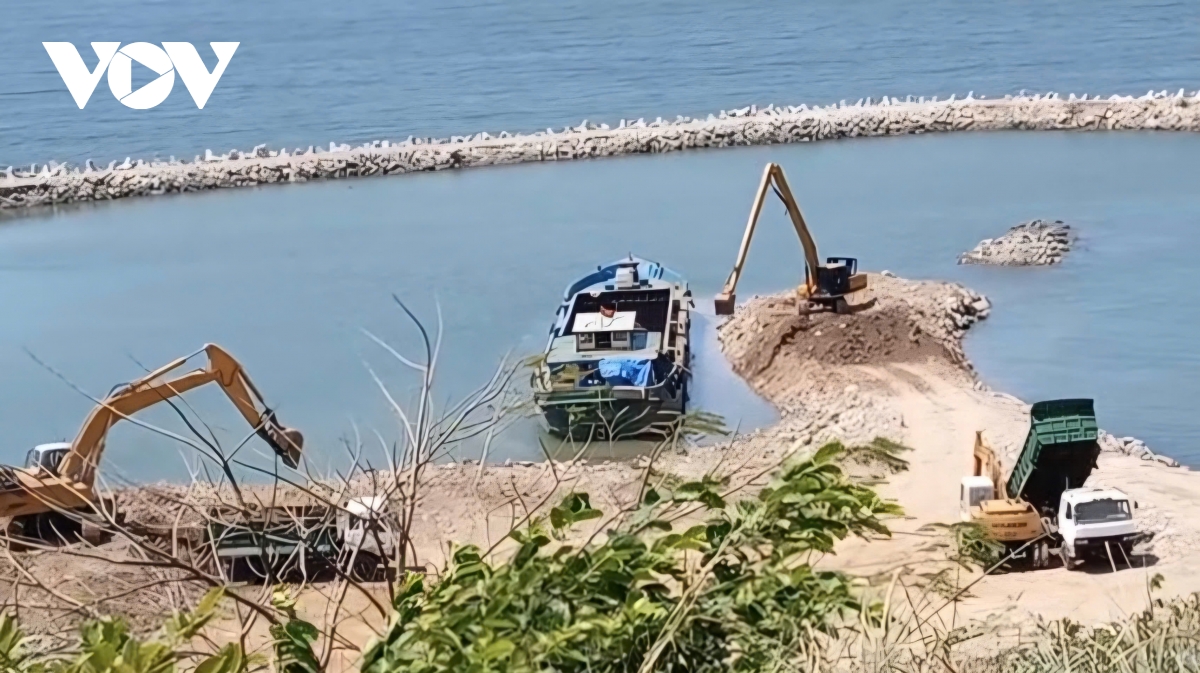 chu dau tu don chat thai de khac phuc o nhiem bien vung tau sau phan anh cua vov hinh anh 1