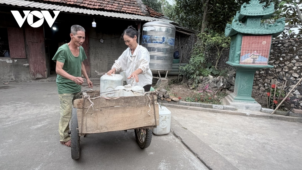 can canh cuoc song cua nguoi dan khat nuoc sach du song ven song Da hinh anh 9