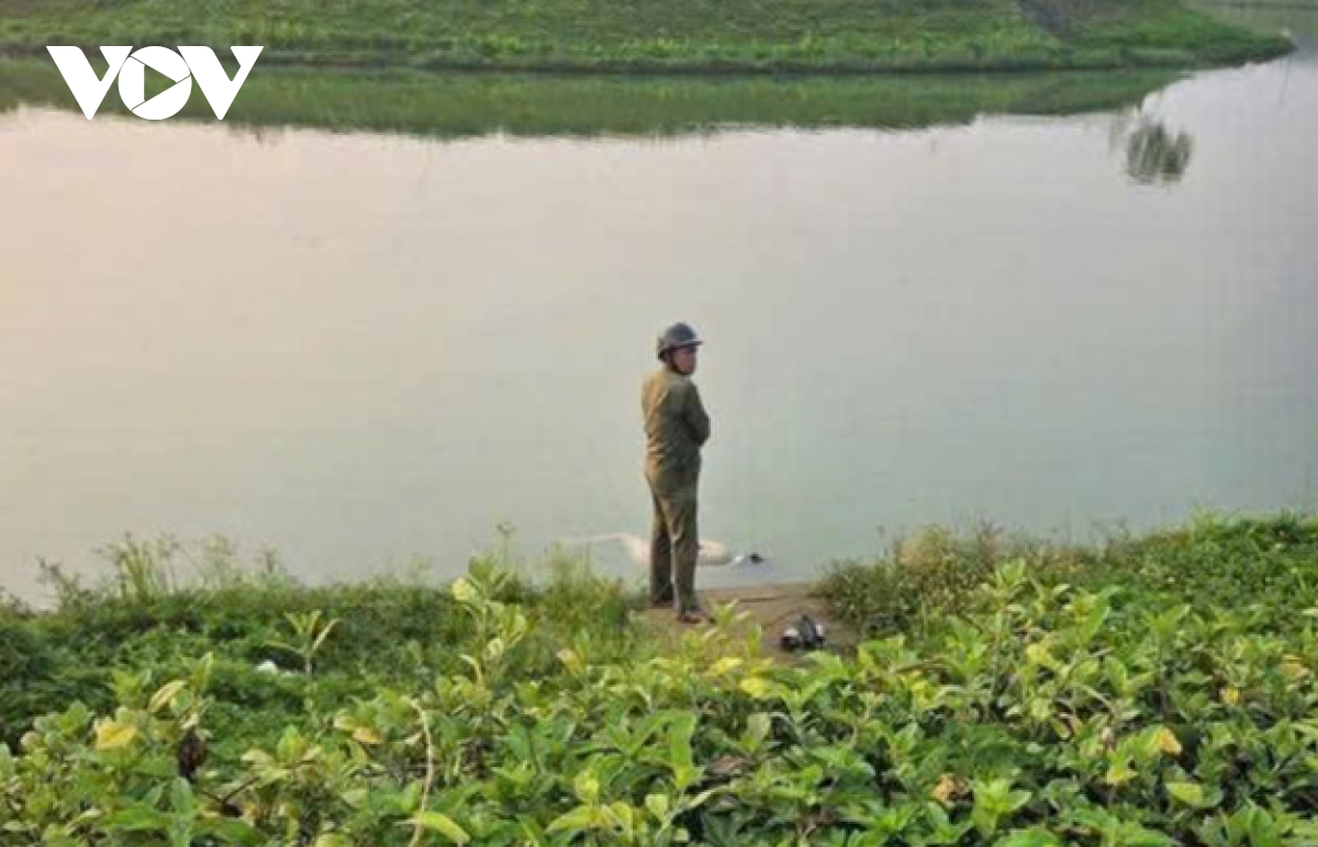 phat hien thi the be gai tai ho sinh thai khu dan cu 577 o quang ngai hinh anh 1