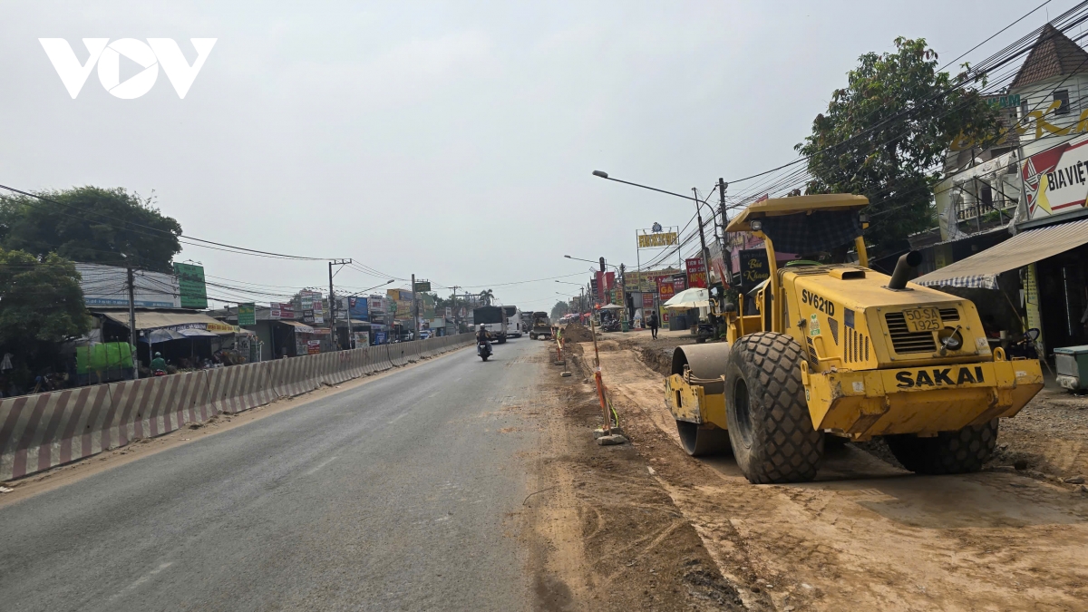 du an duong Dt.744 tp.hcm nut that boi thuong khien tien do tri tre hinh anh 3