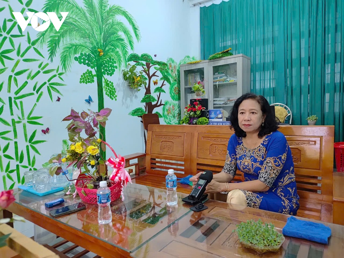co giao cham giu lua voi nghe hinh anh 1