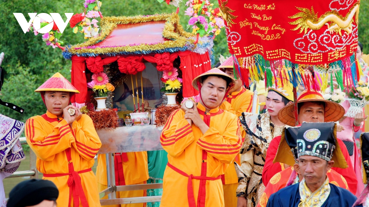 net dep van hoa cua le hoi nghinh Ong tran De, can tho hinh anh 4