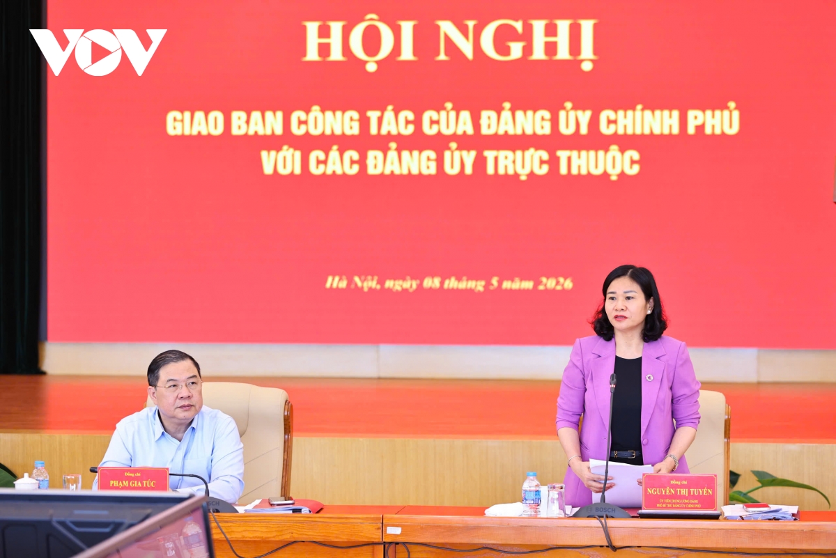 pho thu tuong thuong truc pham gia tuc chu tri hoi nghi giao ban Dang uy chinh phu hinh anh 2