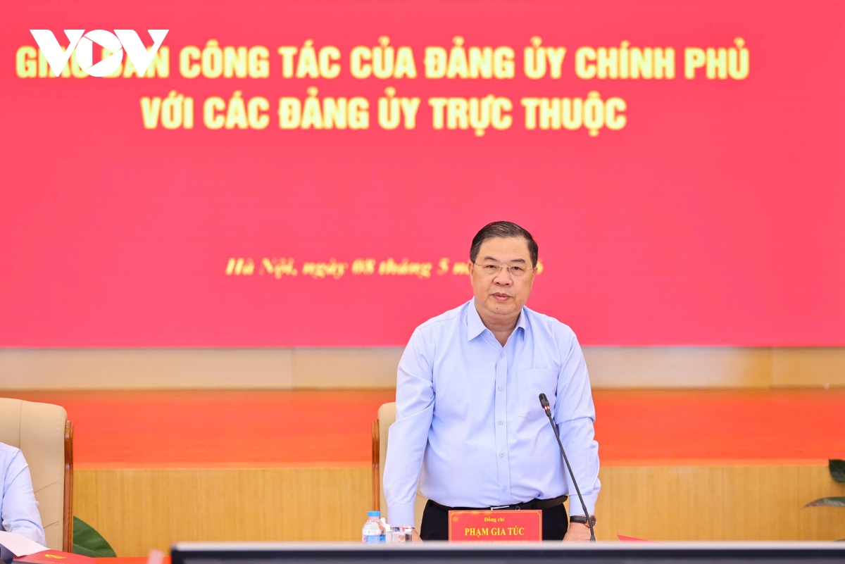 pho thu tuong thuong truc pham gia tuc chu tri hoi nghi giao ban Dang uy chinh phu hinh anh 1