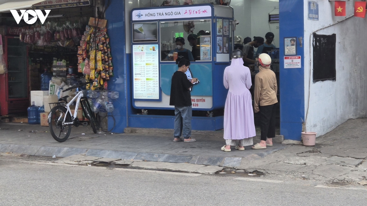 lai chuyen via he, trat tu do ban tay vo hinh hay do quan ly nghiem hinh anh 3