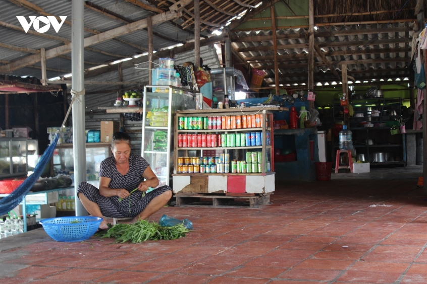 net hoang so huyen bi cua thien duong xanh hon cau hut du khach mua du lich he hinh anh 12