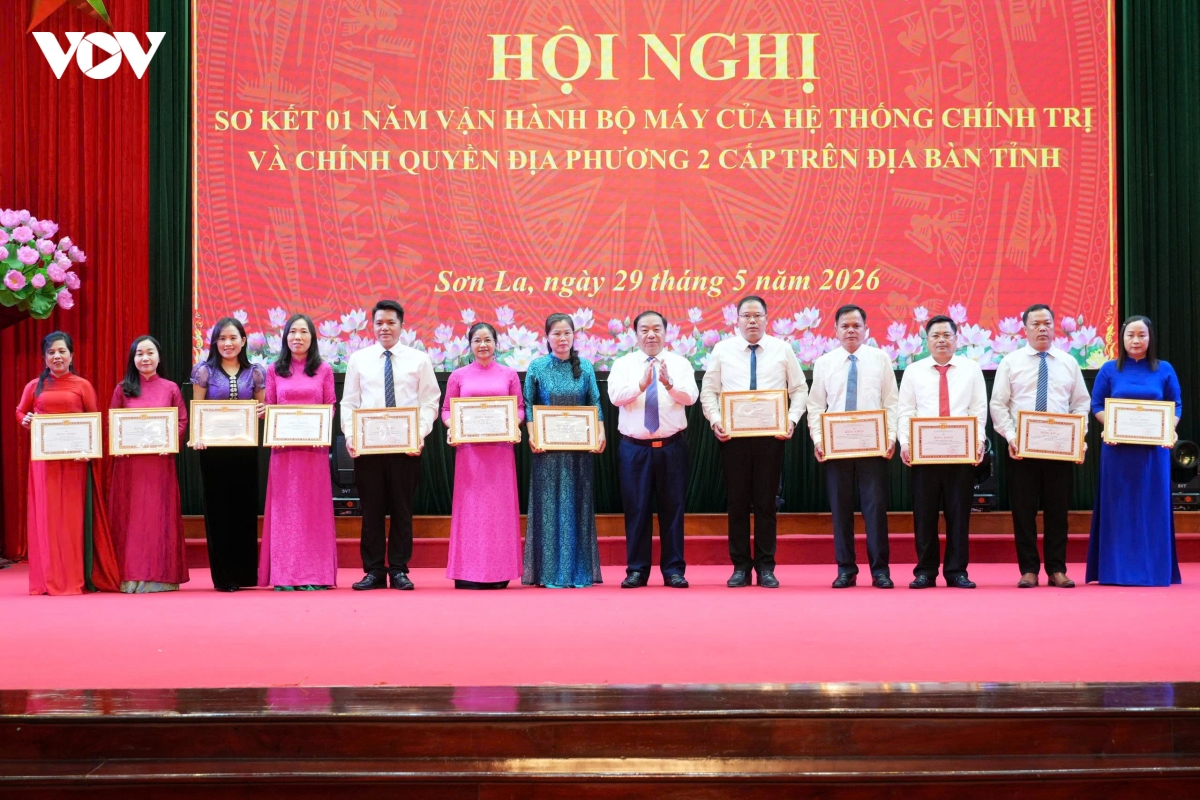 son la van hanh chinh quyen hai cap on dinh, grdp tang 9,76 hinh anh 6