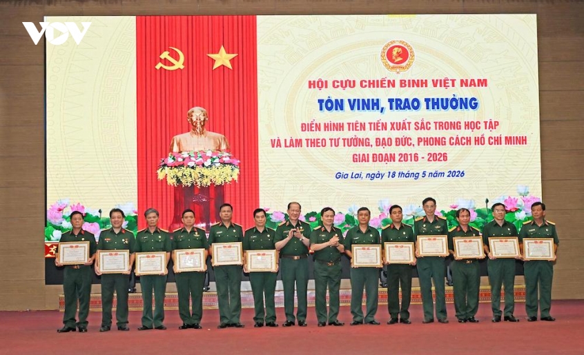 cuu chien binh viet nam hoc tap, lam theo bac tu nhung viec lam binh di hinh anh 3