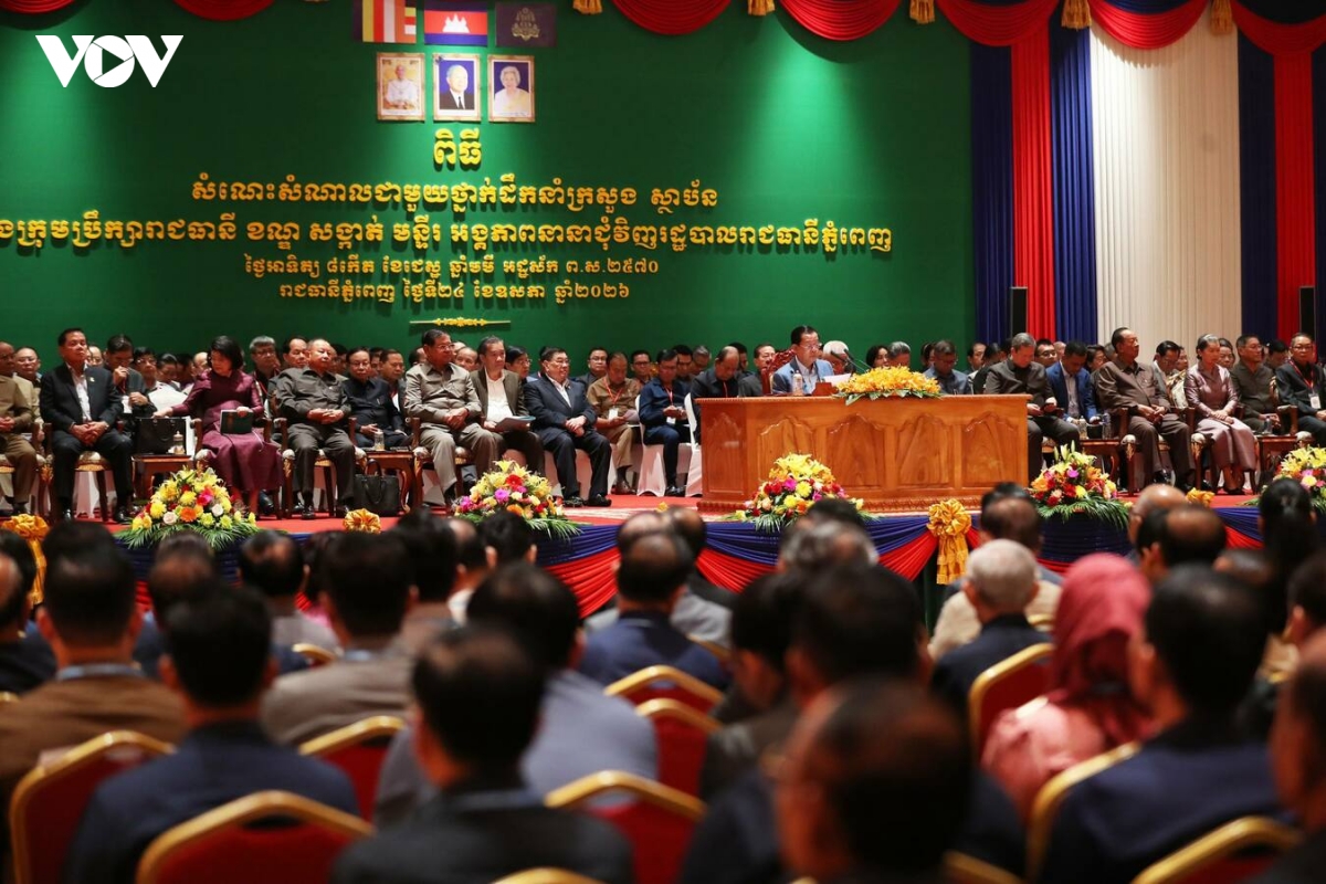 campuchia manh tay tran ap lua dao truc tuyen va nan bao ke hinh anh 1