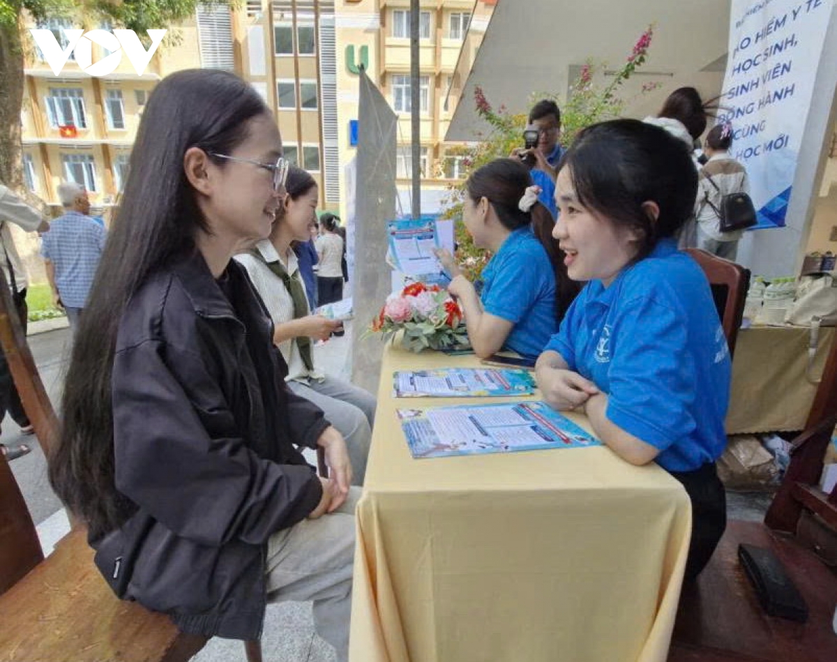 Da nang nhieu nam lien dat ty le 100 hoc sinh, sinh vien tham gia bao hiem y te hinh anh 2