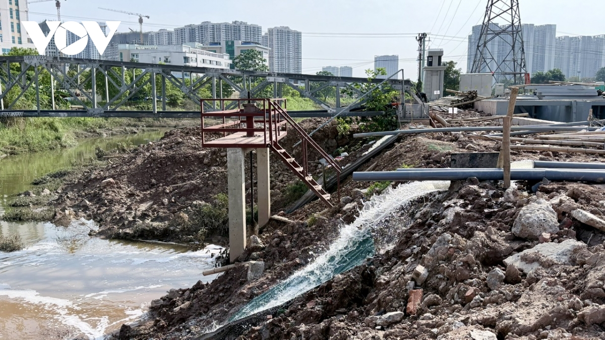 cum tram bom cau nga - Dong tep ky vong xoa diem ngap phia tay ha noi hinh anh 13