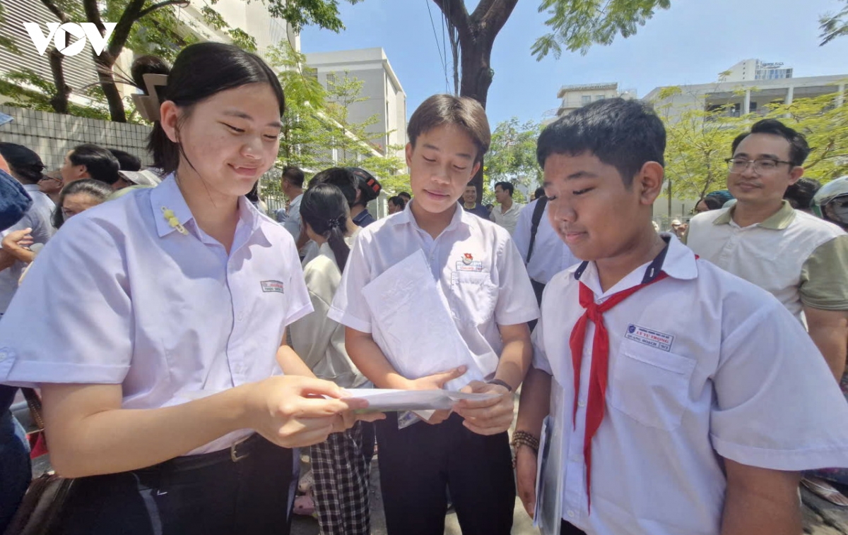 157 thi sinh vang mat trong ngay dau tien thi tuyen sinh vao lop 10 tai Da nang hinh anh 1